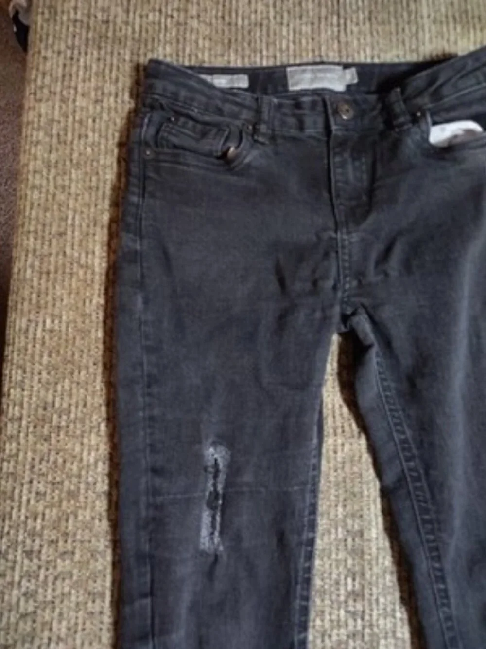 Lucky Brand Zoe Skinny Distressed Size 12 Girls Jeans Stretch 25 Inseam Denim